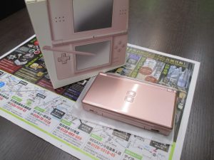 霧島隼人店 玩具 ゲーム機 レトロゲーム 任天堂 DS ライト 本体 買取しました。