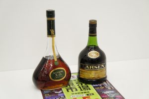 ウニクス伊奈近く！買取専門東京市場 伊奈町学園店はなんでも査定！ 洋酒 ブランデー お酒 買取しました。