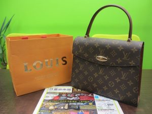 いづろ 中町 金生町 照国通り 東京市場 天文館 御着屋交番前店 ブランド ルイ・ヴィトン バッグ 買取しました。