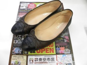 金沢市内 買取専門 東京市場 金沢中央郵便局前店 ブランド シャネル シューズ 買取しました。