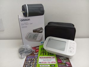 春日部市内！買取専門 東京市場 東武豊春駅西口店 オムロン 上腕式血圧計 HCR-7502T 買取しました。