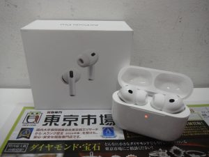 鹿児島市 東京市場 天文館 地蔵角交番前店 アップル エアポッズプロ3 ワイヤレスイヤホン 買取しました。