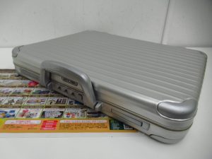 町田市 相模原市 出張買取 高価買取 買取専門 東京市場 町田駅前コビルナ店 ブランド リモワ アタッシュケース トパーズ 買取しました。