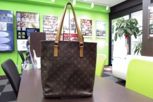 金沢市内 買取専門 東京市場 金沢中央郵便局前店 ブランド ルイヴィトン バッグ 買取しました。