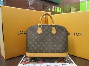 霧島市 買取専門 東京市場 ドンキホーテ霧島隼人店 ブランド ルイヴィトン バッグ 買取しました。