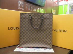 霧島市 買取専門 東京市場 ドンキホーテ霧島隼人店 ブランド ルイヴィトン バッグ 買取しました。