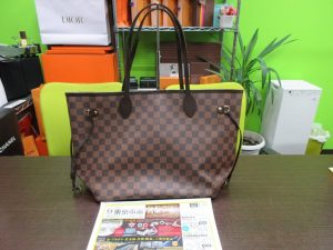 いづろ 中町 金生町 照国通り 東京市場 天文館 御着屋交番前店 ブランド ルイ・ヴィトン バッグ 買取しました。