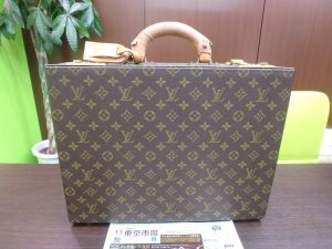 鹿児島市 買取専門 東京市場 国道225号宇宿店 ブランド ルイヴィトン バッグ 買取しました。