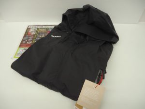 小山市内！買取専門 東京市場 ドンキホーテ小山駅前店 アウトドアブランド マムート ジャケット 買取しました。
